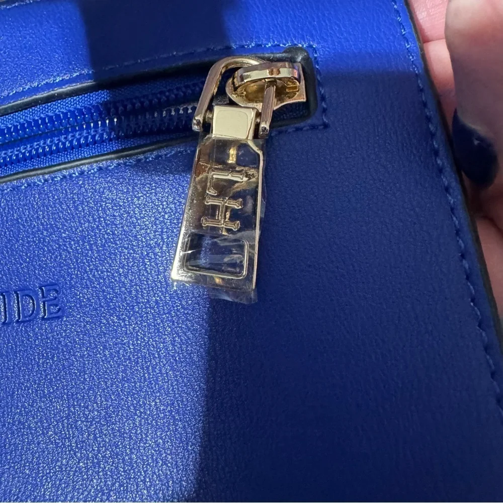 Louenhide Baby Bermuda Tote Bag Electric Blue - Picture 8 of 16